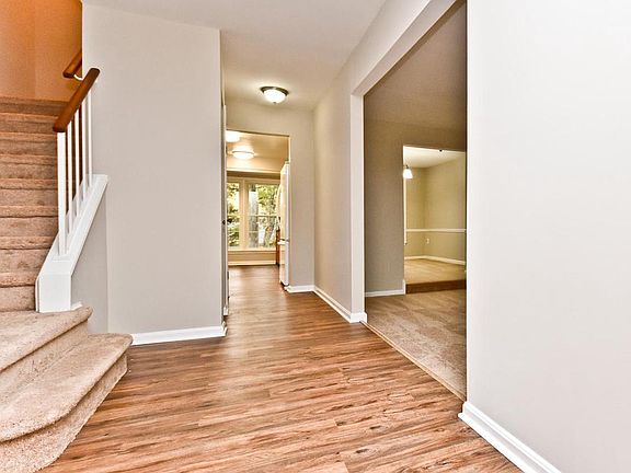 2nd image of 5663 Chelmsford Ct