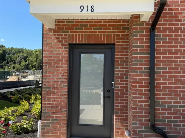 918 District Blvd, East Brunswick, NJ 08816
