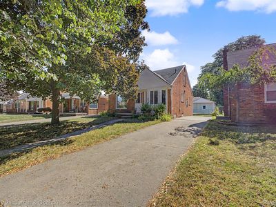 6874 N Vernon St, Dearborn Heights, MI, 48127