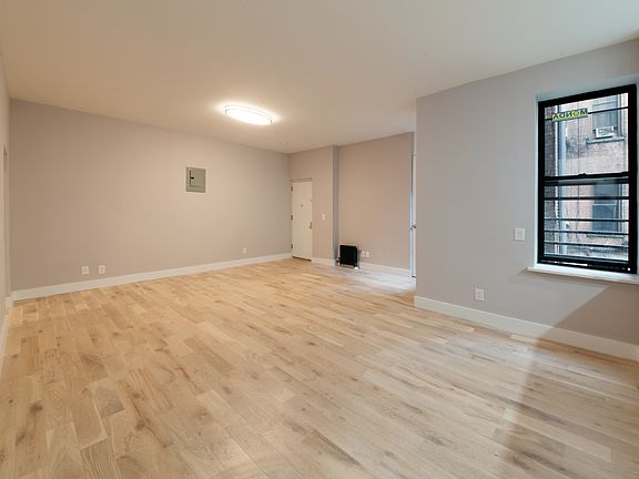 5th image of 570 W 183rd St APT 1C