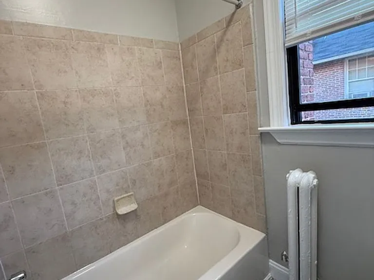 129 Webster St NW — Photo 9