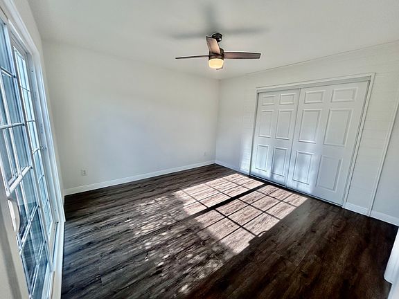 3rd image of 3955 Arey Dr #1