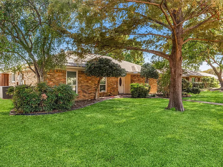 3008 Kirby Dr — Photo 22