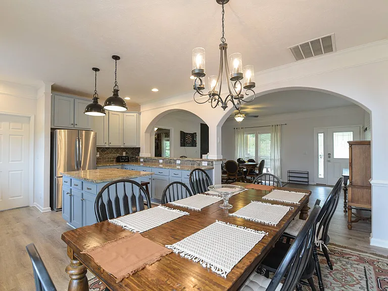 21 Old Pinner Pl — Photo 11