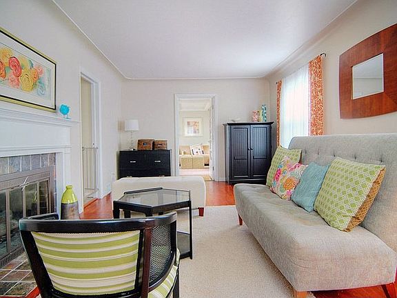 4th image of 1909 Fruitwood Dr NW