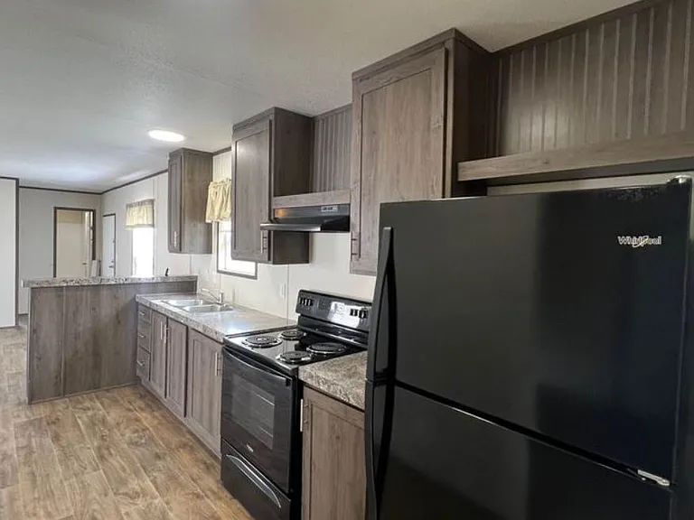 172 Zain Ln — Photo 5