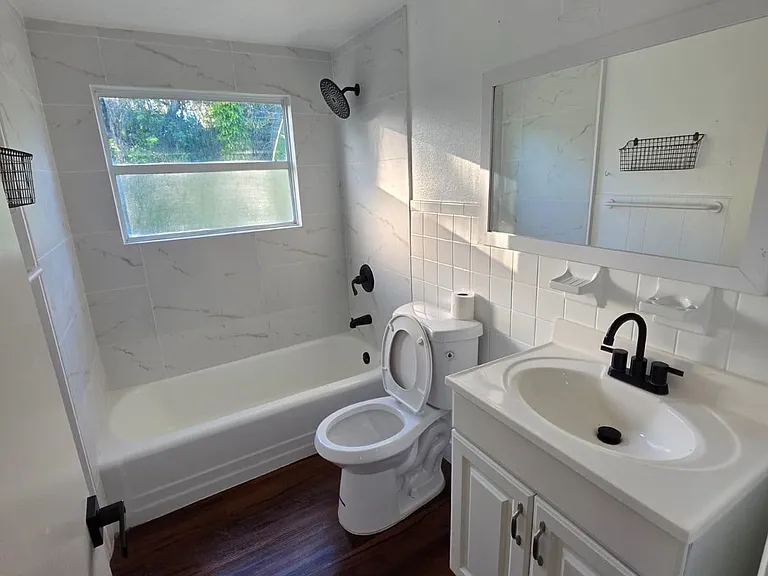615 Clearlake Rd #B — Photo 9