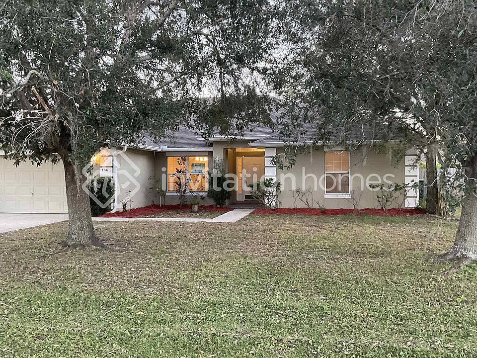 1st image of 706 Fisher Dr