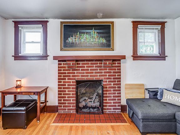 4th image of 1411 Radcliff Ave