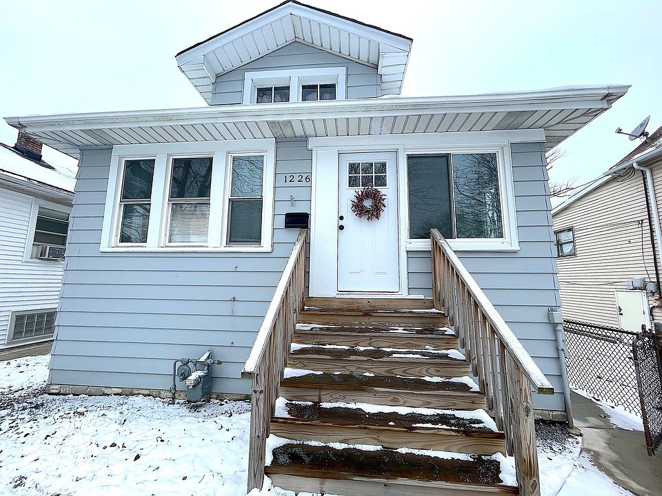 1st image of 1226 S 19th Ave