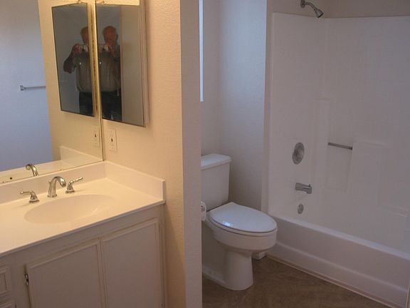 4th image of 1268 E Ohio Ave APT 3