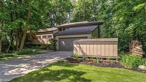 3rd image of 7337 Sylvan Dr