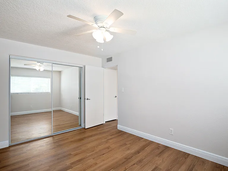 200 S Lucerne Cir E #5 — Photo 9