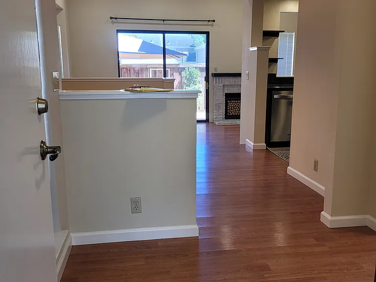284 Crown Cir — Photo 18