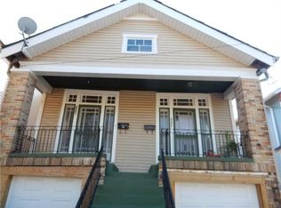 3204 Banks St, New Orleans, LA 70119