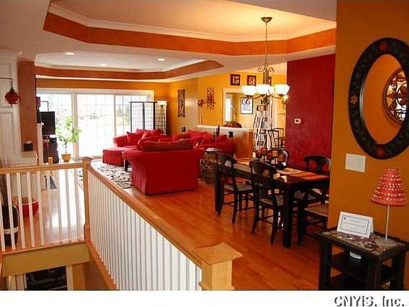4th image of 6050 Bay Hill Cir