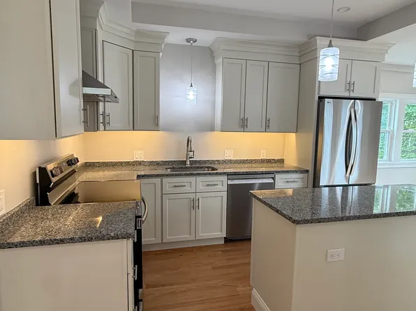 517-519 E 3rd St, Boston, MA