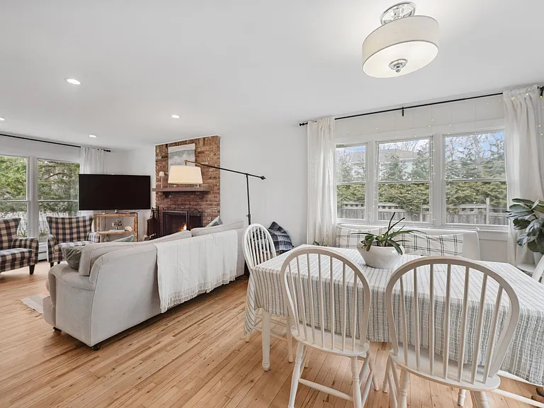 6 Lincoln Ave — Photo 9
