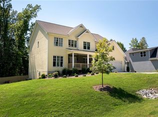 525 Riverside Rd, Sugar Hill, GA 30518