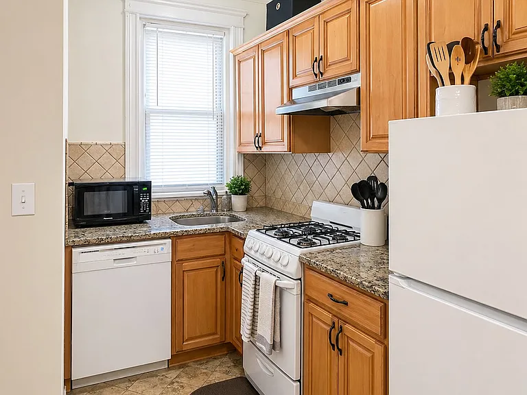 1840 Commonwealth Ave #7 — Photo 7