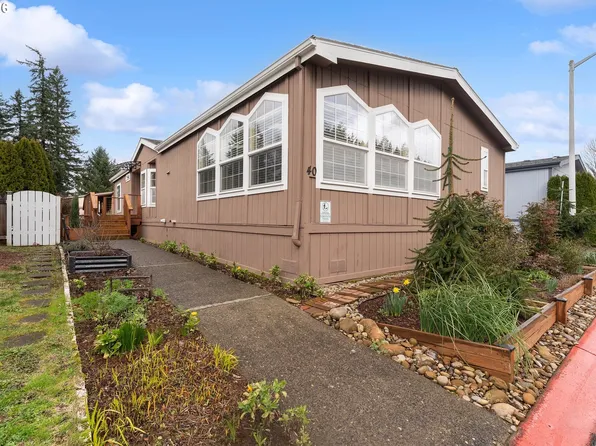 15768 SE Powell Blvd Unit 40, Portland, OR 97236