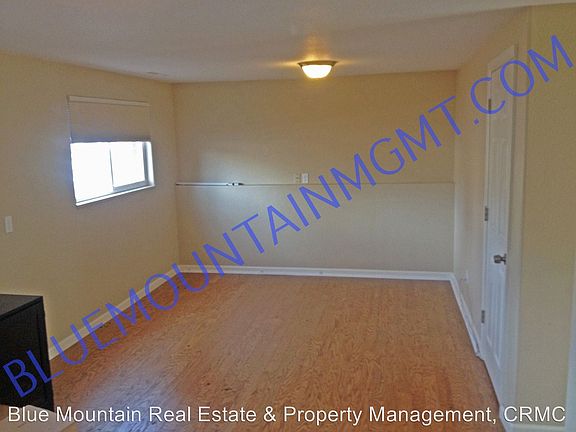 5th image of 4926 Crestwood Dr