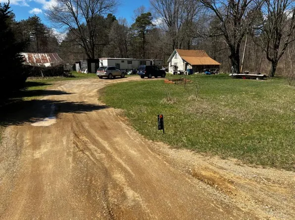 4300 Washburn Rd, Vassar, MI 48768