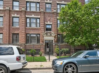 4220 S Champlain Ave APT 3S, Chicago, IL 60653