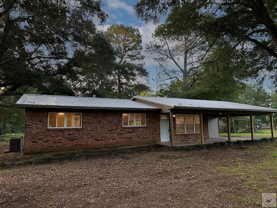 1st image of 515 Manor Way