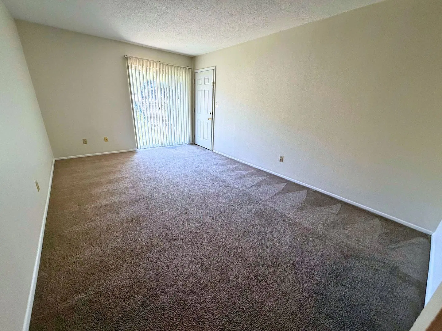 2 bedrooms, 1 bathroom — Photo 3