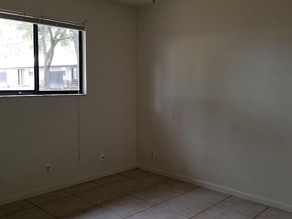 5th image of 3846 NW Huntsboro St APT 103