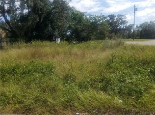 4703 7th St, Sebring, FL 33870