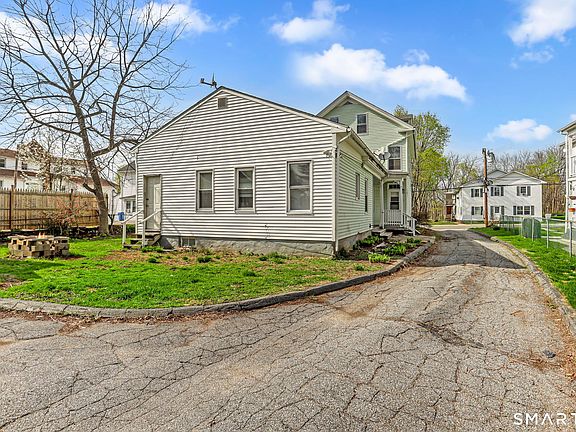 3rd image of 63 Reynolds Street