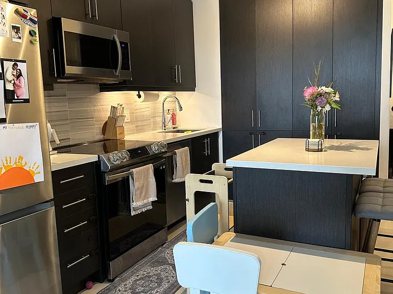 95 Oneida Cres #1008 — Photo 5