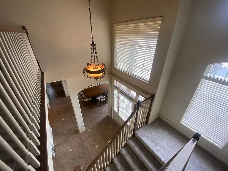 3605 N Narcissus Ave — Photo 35