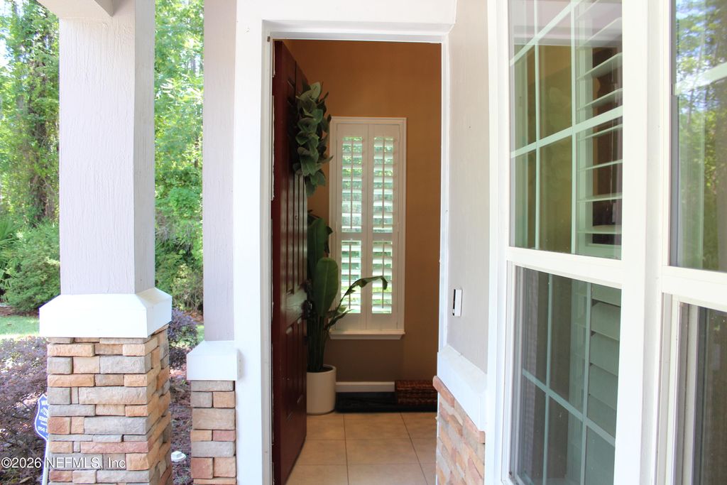 Apartment in Jacksonville - View 2