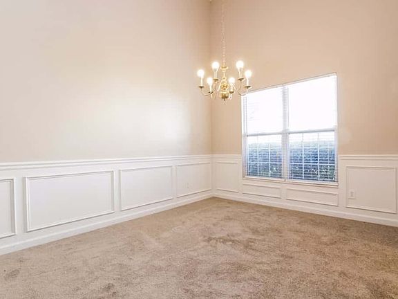 4th image of 1845 Arborwood Dr
