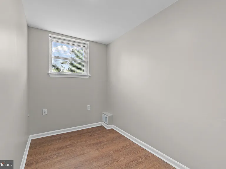 3427 Ravenwood Ave — Photo 15