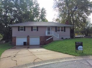 2216 SW Keystone Pl, Blue Springs, MO 64014