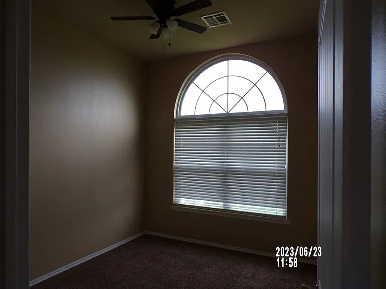 828 Wisconsin St — Photo 6