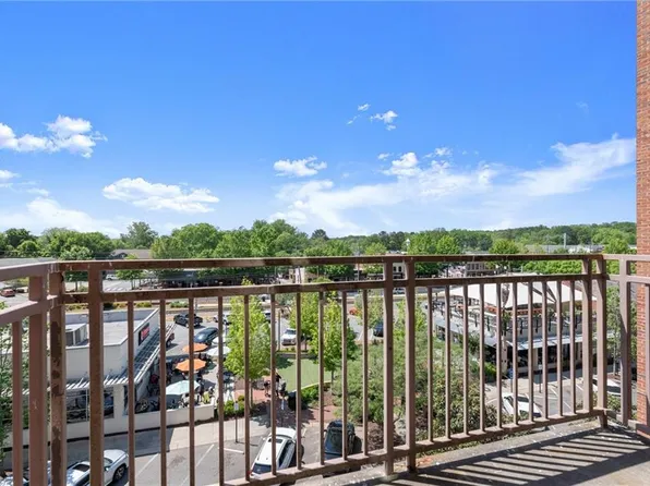 360 Chambers St Unit 305, Woodstock, GA 30188