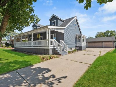 1053 S Decatur St, Hobart, IN, 46342
