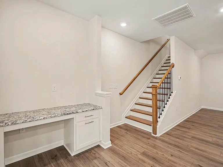 909 Falls Grove Trl — Photo 8