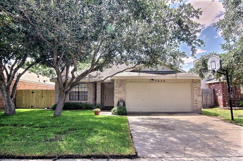 1st image of 7034 Clubgate Dr