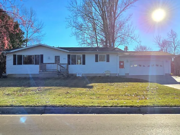 1311 16th St, International Falls, MN 56649