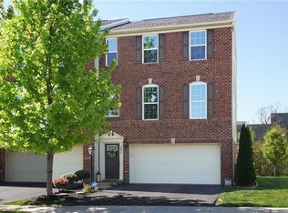 3011 Grey Fox Cir, Bridgeville, PA 15017