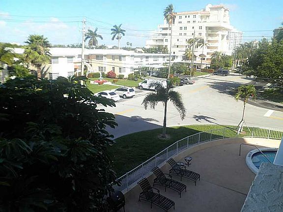 3rd image of 550 Bayshore Dr APT 201