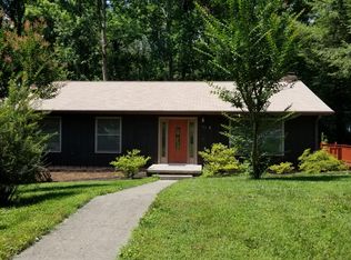 102 Windgate Rd, Oak Ridge, TN 37830