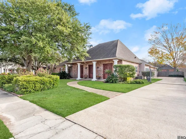 8611 Rainwood Ave, Baton Rouge, LA 70810