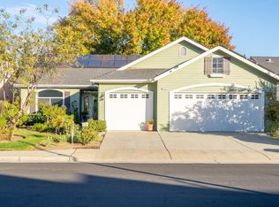 2573 Applegate Ave, Clovis, CA 93611